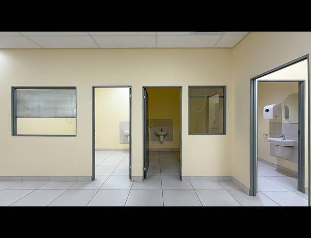 7,146M² MEDICAL SUITE TO LET IN BALLITO CENTRAL
